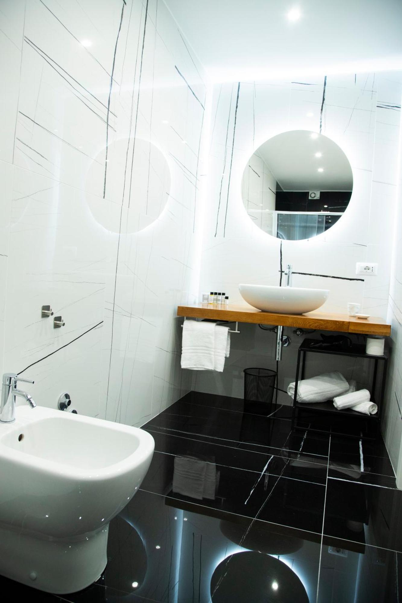Palazzo Goyze Hotel Naples Room photo